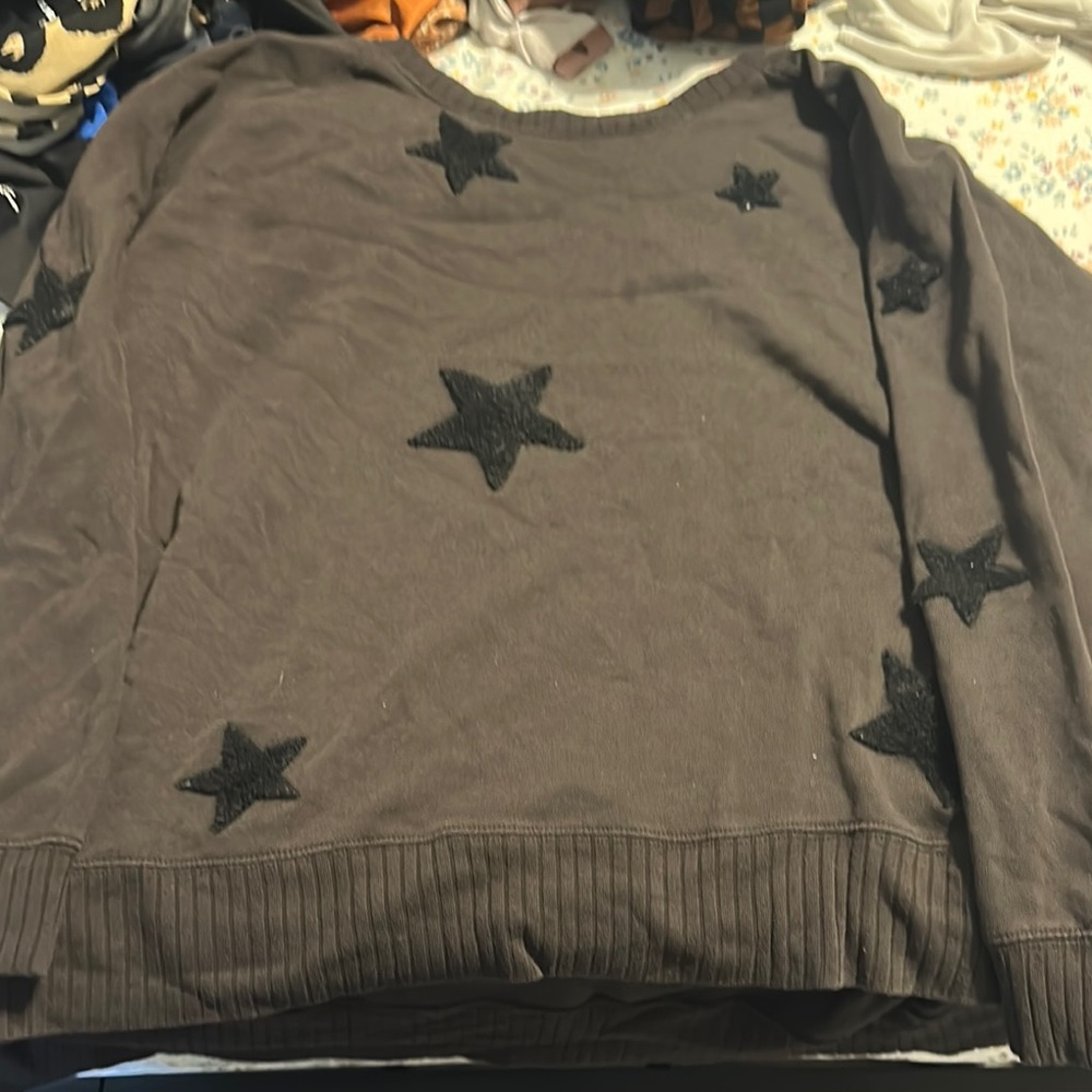 Black Star Pattern Men's Sweater